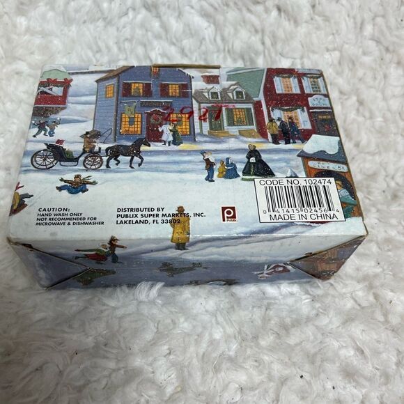 New in Box Publix Seasons Greeters Christmas Holiday Napkin Rings Set of… - Picture 5 of 8